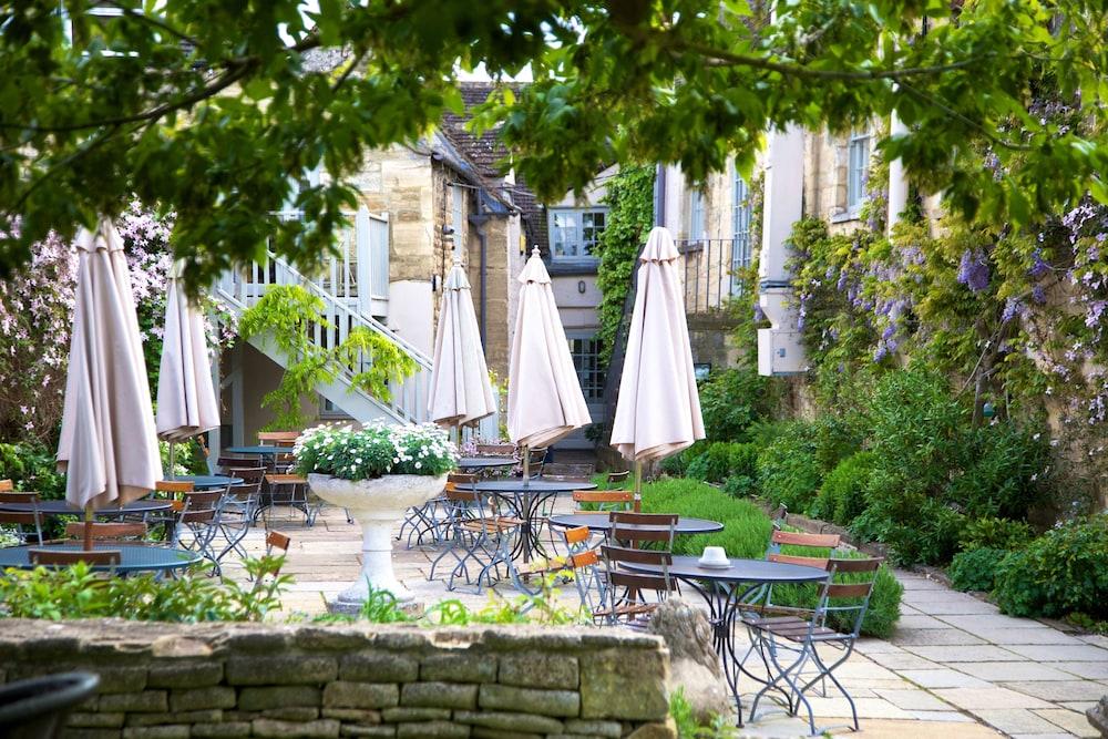 The Lion Inn Winchcombe Exterior photo